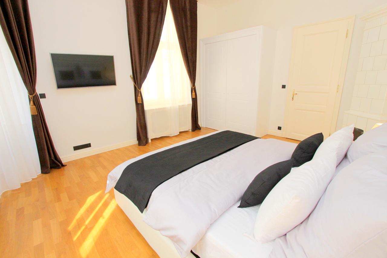 Luxury Apartments Krocinova براغ المظهر الخارجي الصورة