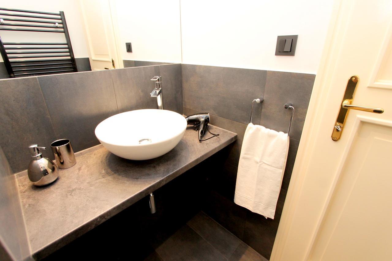 Luxury Apartments Krocinova براغ المظهر الخارجي الصورة