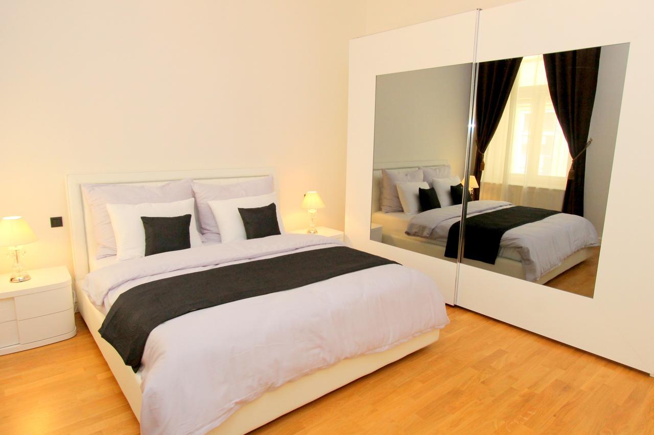 Luxury Apartments Krocinova براغ المظهر الخارجي الصورة